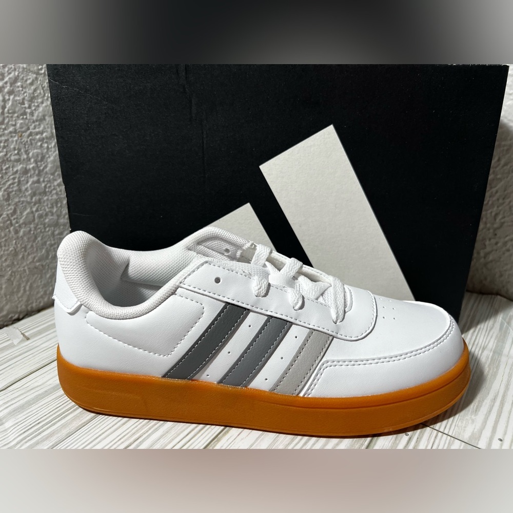 Adidas breaknet 2.0 lifestyle tennis shoe sneaker white grey gum youth‎ 5 1H8878